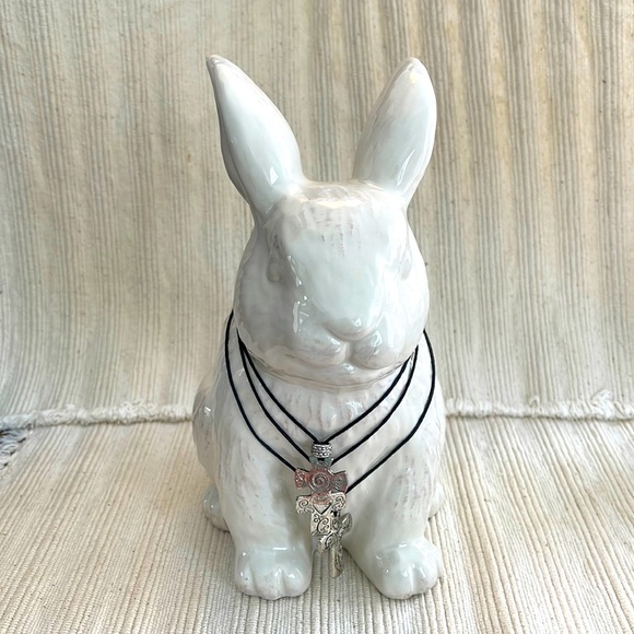 Silver cross layered necklace. - Picture 2 of 7